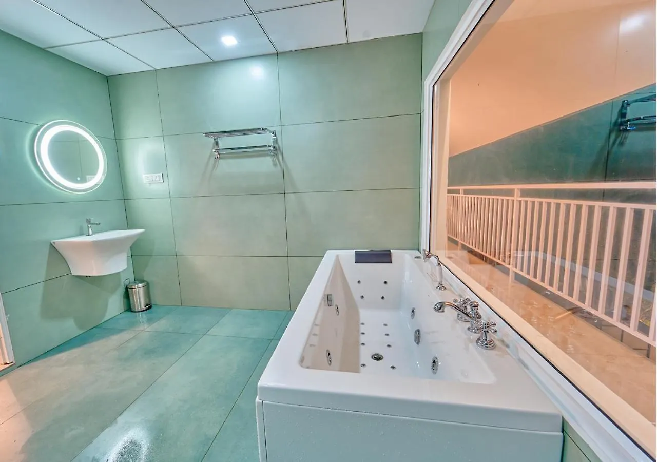 Ice Mist Pool Resort Munnar By Voye Homes 0*,  India
