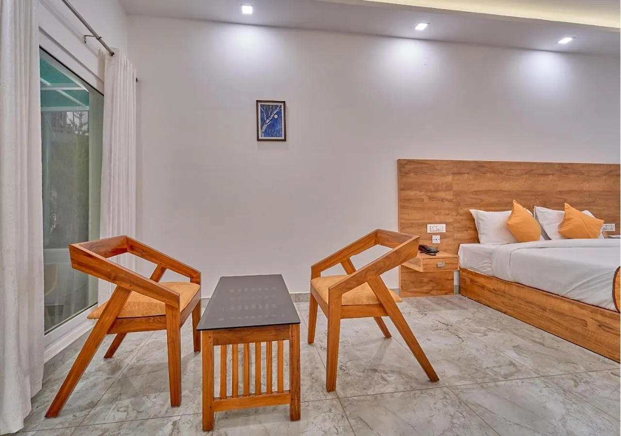 Ice Mist Pool Resort Munnar By Voye Homes