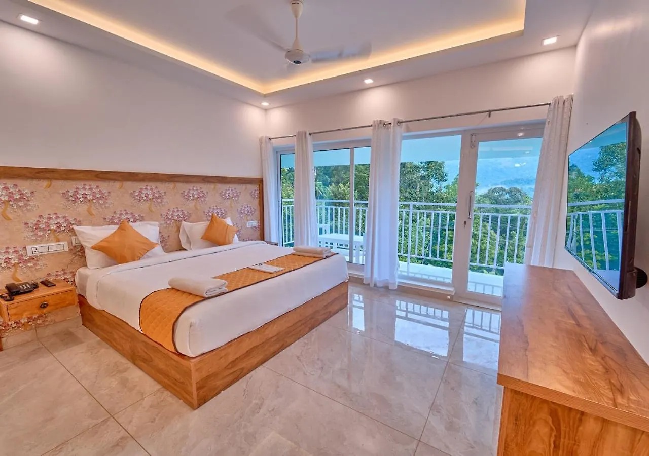 Ice Mist Pool Resort Munnar By Voye Homes